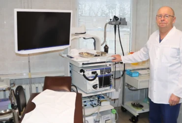 Vytautas Žvirblis, gydytojas chirurgas, mediko profesijai pašventęs beveik 47-is savo gyvenimo metus.